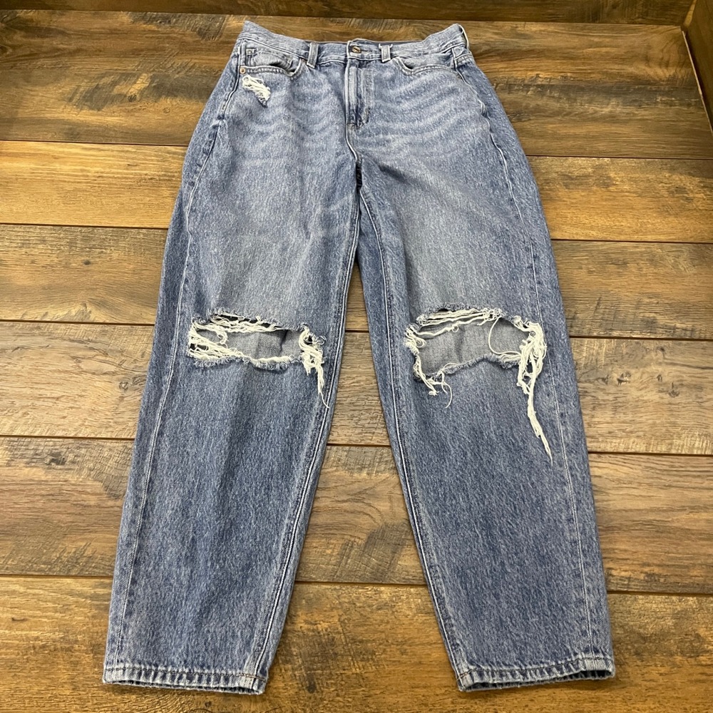 American Eagle Distressed Mom Jeans Womens 8 Regular Blue High Rise Rigid Denim